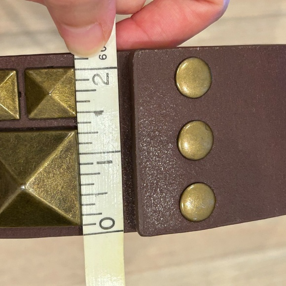 BCBG MaxAzaria Pyramid Stud Wide Belt - Picture 3 of 3